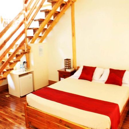 Palo Alto Bed & Breakfast Puerto Princesa Zimmer foto